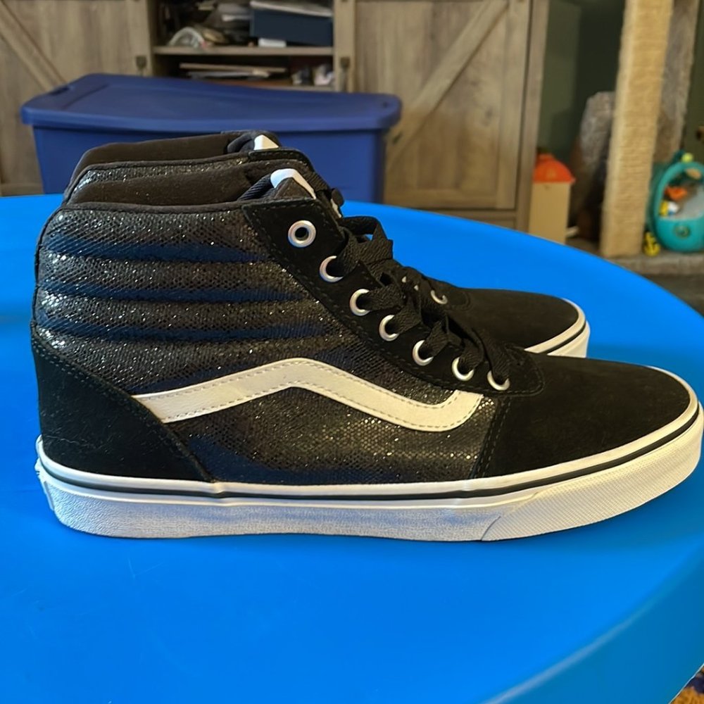 Vans Women's Ward Black Ombre Glitter Hi Top Skate Shoes